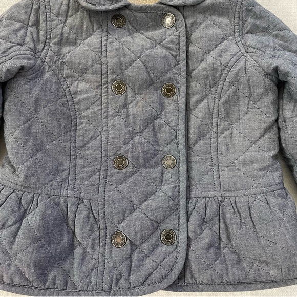Baby Gap Quilted chambray with Sherpa lining. Toddler girl size 4 - Picture 4 of 9